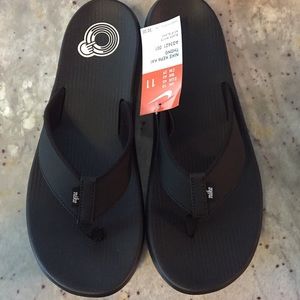 Nike flip flops